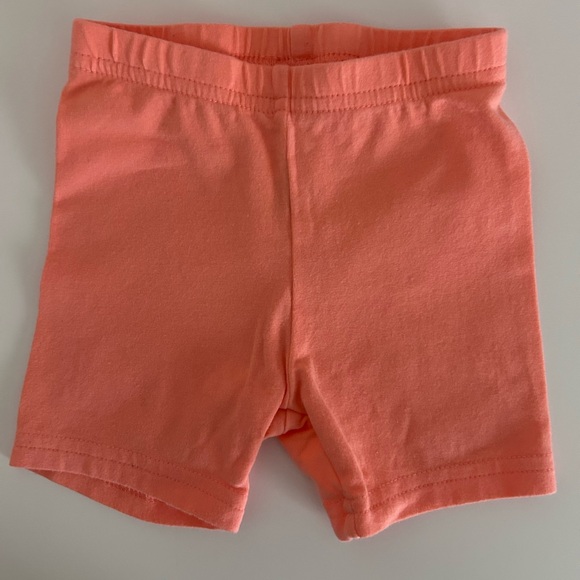 9 month old Carter’s 2 piece set in pink and green watermelon print - Picture 4 of 6